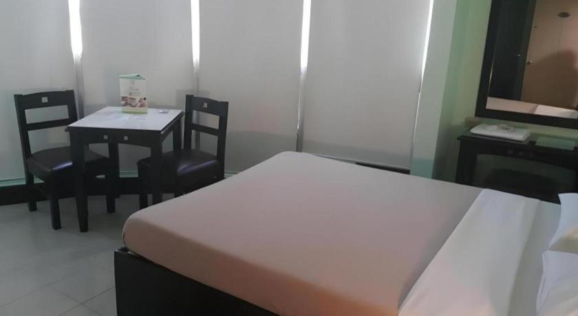 Citystate Hotel Quiapo Манила Экстерьер фото