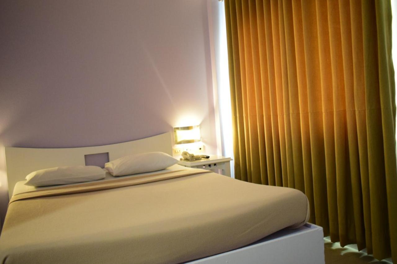 Citystate Hotel Quiapo Манила Экстерьер фото